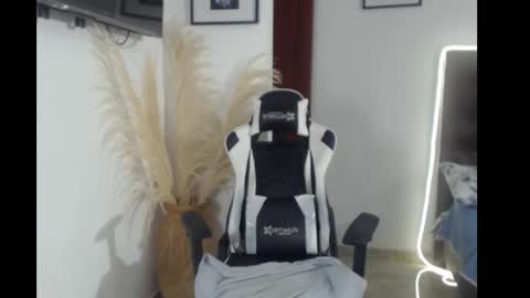 Snapshot of samy_vsn chatting on October 11, 12:54 am samy_vsn online show from October 11, 12:54 am