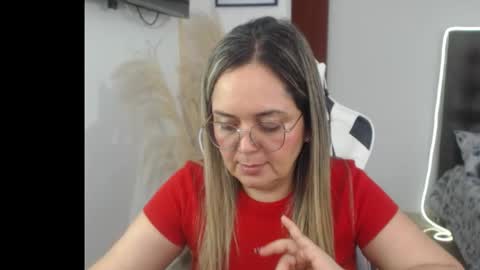 Snapshot of samy_vsn chatting on October 14, 7:03 pm samy_vsn online show from October 14, 7:03 pm