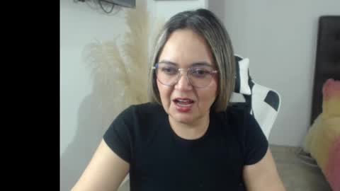 Snapshot of samy_vsn chatting on October 27, 10:03 pm samy_vsn online show from October 27, 10:03 pm