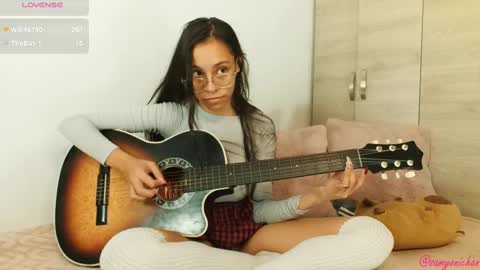 Snapshot of samyonichan chatting on December 13, 7:47 am Special show on 17 december and 23 UwU online show from December 13, 7:47 am