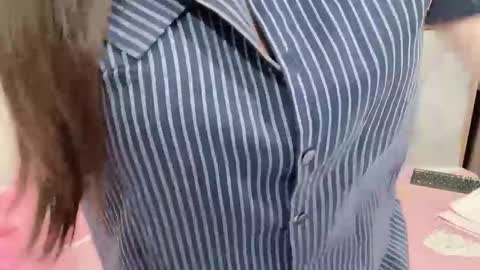 Snapshot of sanami_sian_ chatting on September 17, 1:07 am sanami_sian_ online show from September 17, 1:07 am