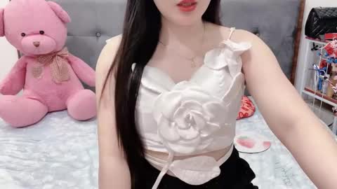 Snapshot of sanami_sian_ chatting on May 26, 2:35 pm sanami_sian_ online show from May 26, 2:35 pm