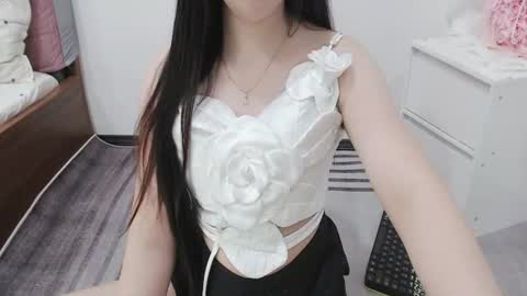 sanami_sian_ online show from July 28, 1:32 pm
