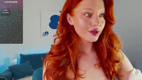 Snapshot of sanda_red chatting on December 20, 6:13 pm Sanda3 online show from December 20, 6:13 pm