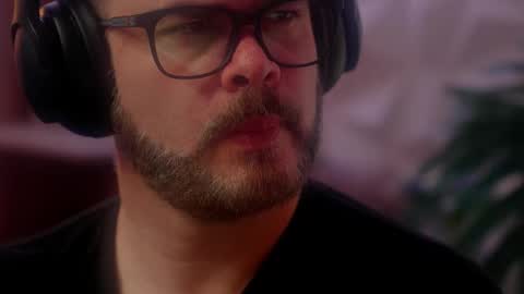 Snapshot of sanders_white chatting on January 7, 5:48 pm Sanders online show from January 7, 5:48 pm