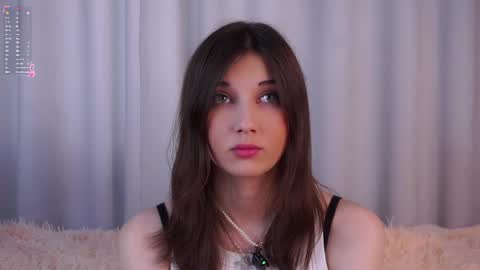 Snapshot of sandili chatting on June 9, 3:29 am Isabel but you can call me Bella online show from June 9, 3:29 am