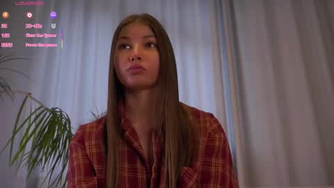 Emma  online show from May 4, 1:23 am
