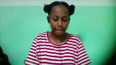 sandra1253099 online show from October 31, 6:31 pm