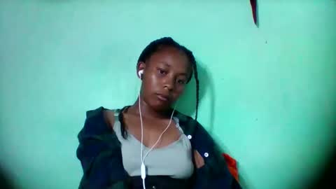 sandra1253099 online show from January 13, 6:24 pm