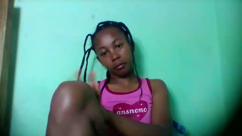 sandra1253099 online show from February 26, 4:55 am