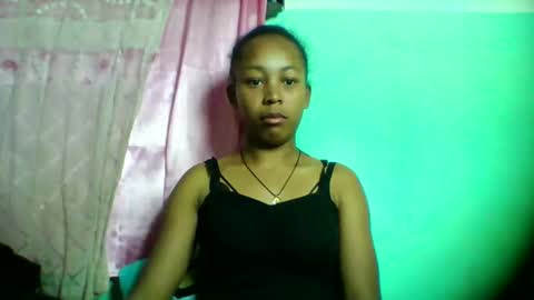 Snapshot of sandra1253099 chatting on May 4, 7:04 am sandra1253099 online show from May 4, 7:04 am