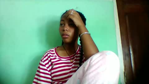 Snapshot of sandra1253099 chatting on May 16, 6:54 am sandra1253099 online show from May 16, 6:54 am