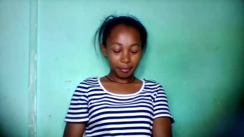 Snapshot of sandra1253099 chatting on May 28, 5:38 am sandra1253099 online show from May 28, 5:38 am