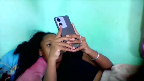 Snapshot of sandra1253099 chatting on May 31, 6:09 pm sandra1253099 online show from May 31, 6:09 pm