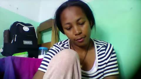 Snapshot of sandra1253099 chatting on June 3, 6:38 am sandra1253099 online show from June 3, 6:38 am