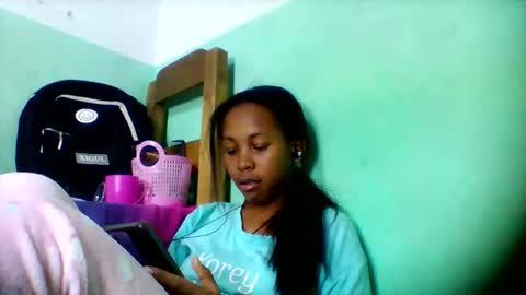 Snapshot of sandra1253099 chatting on June 8, 5:02 pm sandra1253099 online show from June 8, 5:02 pm