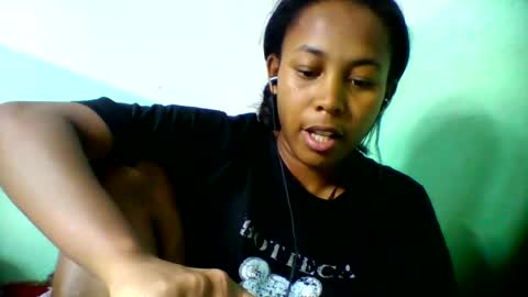 Snapshot of sandra1253099 chatting on June 15, 6:10 pm sandra1253099 online show from June 15, 6:10 pm