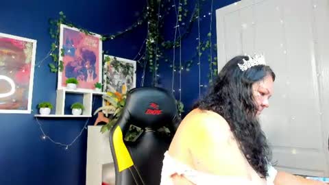 Snapshot of sandra__jackson chatting on June 23, 2:53 am sandra__jackson online show from June 23, 2:53 am