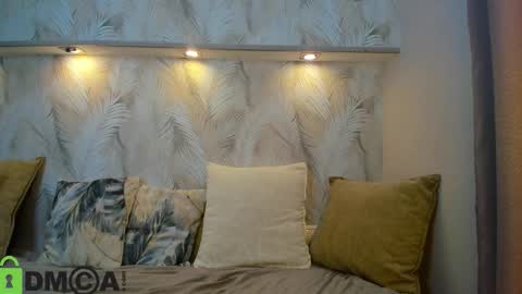 Sandra online show from November 7, 1:49 am