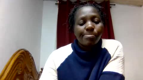 Snapshot of sandra_milly chatting on June 8, 3:07 am sandra online show from June 8, 3:07 am