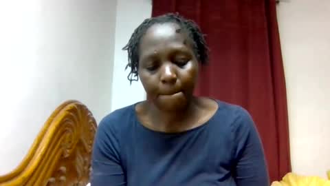 Snapshot of sandra_milly chatting on June 8, 5:13 pm sandra online show from June 8, 5:13 pm