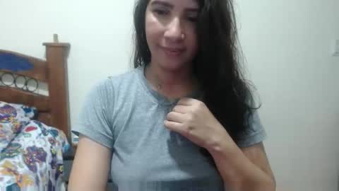 Snapshot of sandra_rosse chatting on May 15, 4:52 am sandra_rosse online show from May 15, 4:52 am