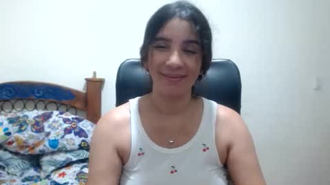 Snapshot of sandra_rosse chatting on June 10, 8:35 am sandra_rosse online show from June 10, 8:35 am