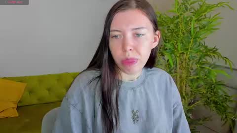 Snapshot of sandra_rosss chatting on June 21, 12:35 am Sandra online show from June 21, 12:35 am