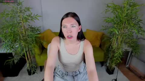 Snapshot of sandra_rosss chatting on July 19, 9:13 am Sandra online show from July 19, 9:13 am