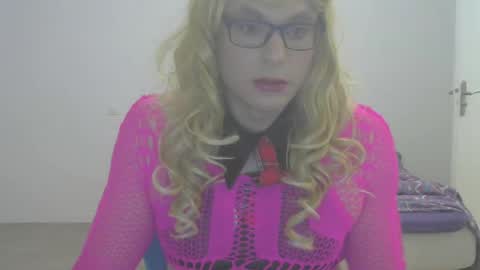 Snapshot of sandraclara chatting on March 8, 1:50 am sandraclara online show from March 8, 1:50 am