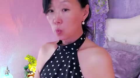 Snapshot of sandrami__ chatting on June 28, 10:32 am Sandra online show from June 28, 10:32 am