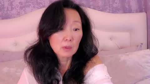 Snapshot of sandrami__ chatting on July 22, 9:34 am Sandra online show from July 22, 9:34 am