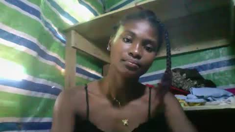 Snapshot of sandricaaa chatting on May 5, 12:13 pm sandricaaa online show from May 5, 12:13 pm