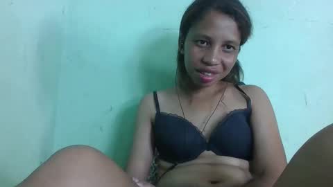 sandrinah788632 online show from April 28, 4:23 pm