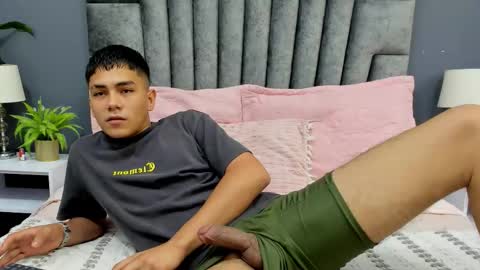 Sandro online show from September 8, 7:13 pm