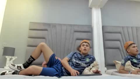 Sandro online show from September 11, 10:59 am