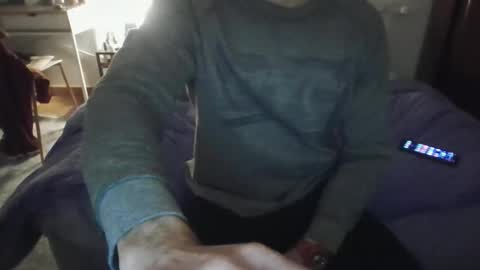 Snapshot of sandrofitness chatting on February 1, 8:18 pm sandro online show from February 1, 8:18 pm