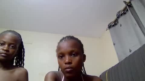 Snapshot of sandy_bby1 chatting on September 18, 12:40 pm sandy online show from September 18, 12:40 pm