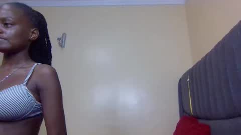 Snapshot of sandy_bby1 chatting on October 7, 1:41 pm sandy online show from October 7, 1:41 pm