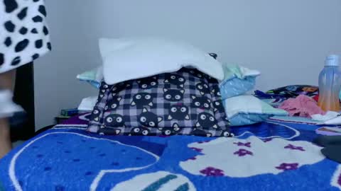 Snapshot of sandylau_ chatting on May 30, 10:07 pm sandy online show from May 30, 10:07 pm