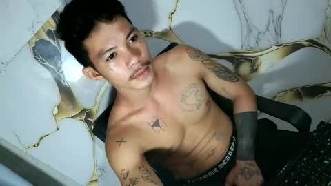 sangre_adamusxxx online show from June 11, 7:28 am