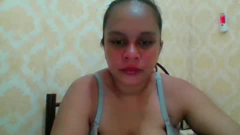 Snapshot of sangrealena4u chatting on October 21, 3:35 pm sangrealena4u online show from October 21, 3:35 pm