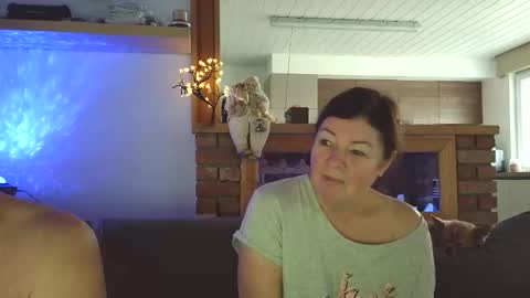 sanroom online show from November 2, 8:39 am