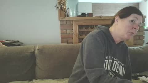 sanroom online show from March 31, 2:39 pm