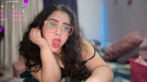 Snapshot of sansaleya69 chatting on July 30, 3:27 am sansaleya online show from July 30, 3:27 am