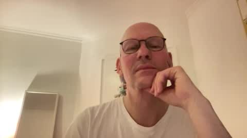 santaclausonice online show from November 20, 12:22 am