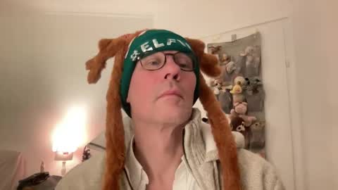 santaclausonice online show from November 26, 10:44 pm