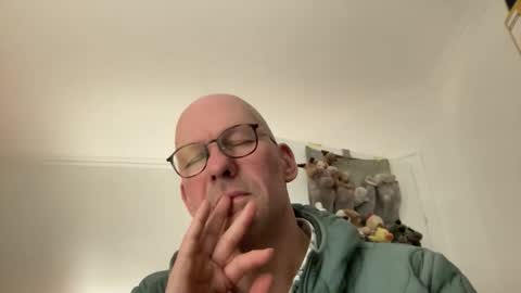 santaclausonice online show from December 1, 10:26 pm