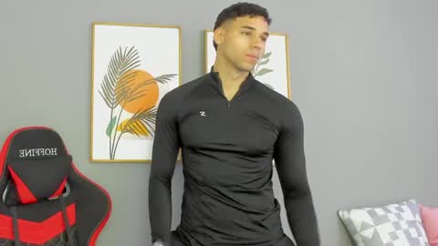 Maximo Santana online show from May 28, 1:30 pm