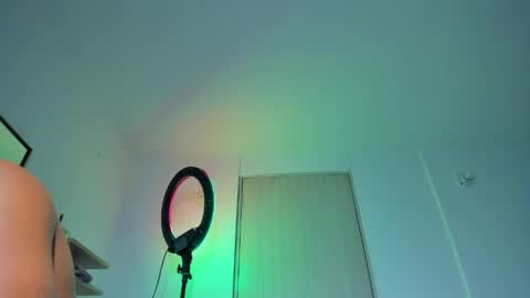 Santi Ferrer online show from May 1, 1:43 am
